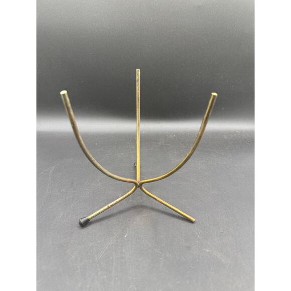 Vintage Wrought Iron Tripod Plant Stand Plant Holder w/ Hairpin Legs - Picture 7 of 8